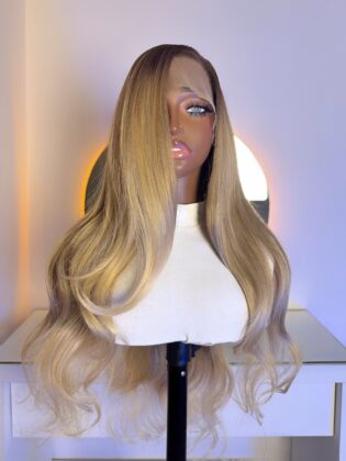 WIG IVY (Blonde)