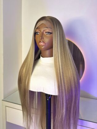 Wig MYLA (Blonde Highlights)