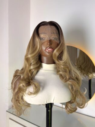 WIG ARI (BLONDE)